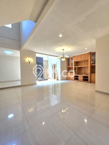 Rumah Elit Modern Tanpa Renovasi di Bintaro Tangerang Selatan Rumah Elit Modern Tanpa Renovasi di Bintaro Tangerang Selatan