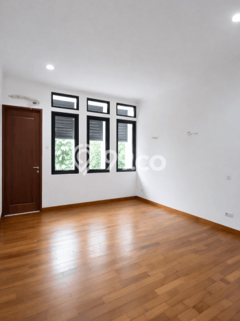 For Sale! Luxury House LT 195m2 Desain Modern di Ragunan For Sale! Luxury House LT 195m2 Desain Modern di Ragunan