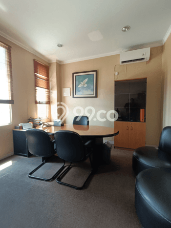 Ruko Dijual di Prime Area Jakarta Selatan Luas 200m2 Ruko Dijual di Prime Area Jakarta Selatan Luas 200m2
