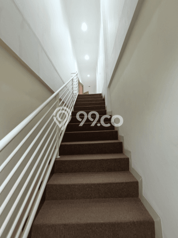 Ruko Dijual di Prime Area Jakarta Selatan Luas 200m2 Ruko Dijual di Prime Area Jakarta Selatan Luas 200m2