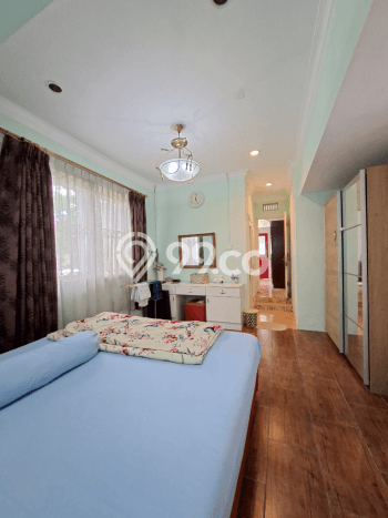 Jual Rumah Luas Elegan Dengan View Cantik di Bintaro, Tangerang Selatan Jual Rumah Luas Elegan Dengan View Cantik di Bintaro, Tangerang Selatan