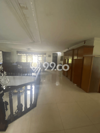 Ready to Use! Luxury House LT 722m2 Desain Modern di Kemang Ready to Use! Luxury House LT 722m2 Desain Modern di Kemang