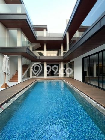 Siap Huni Rumah Mewah 6 Kamar di Jagakarsa Dekat ke Mana Pun Siap Huni Rumah Mewah 6 Kamar di Jagakarsa Dekat ke Mana Pun