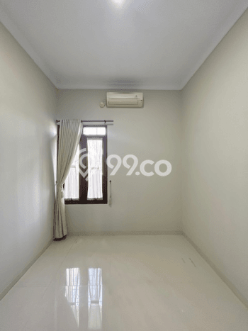 Siap Huni Rumah Mewah 4 Kamar di Jagakarsa Dekat ke Mana Pun Siap Huni Rumah Mewah 4 Kamar di Jagakarsa Dekat ke Mana Pun