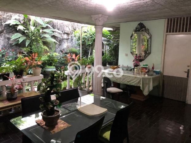 Hunian Elit LB 250m2 Siap Huni Desain Elegan di Tomang, Jakarta Barat Hunian Elit LB 250m2 Siap Huni Desain Elegan di Tomang, Jakarta Barat