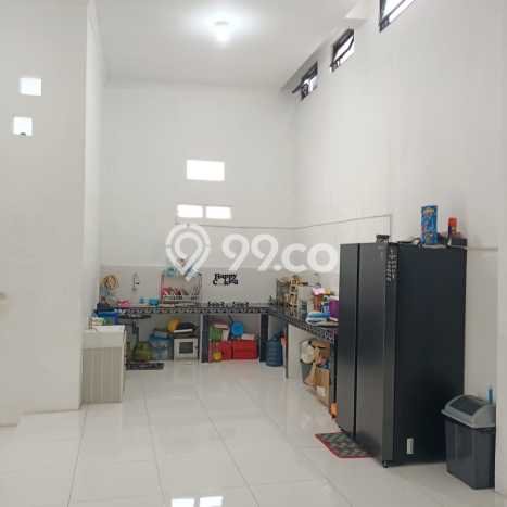 Dijual Rumah 5 Kamar Lokasi Ideal Nyaman dan Strategis di Ngaliyan Dijual Rumah 5 Kamar Lokasi Ideal Nyaman dan Strategis di Ngaliyan