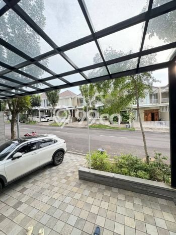 Hunian Eksklusif Dijual LT 267m2 di Tembalang, Semarang Hunian Eksklusif Dijual LT 267m2 di Tembalang, Semarang