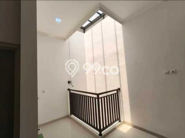 Dijual Rumah 3 Kamar Lokasi Ideal Nyaman dan Strategis di Banyumanik Dijual Rumah 3 Kamar Lokasi Ideal Nyaman dan Strategis di Banyumanik