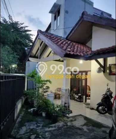 Rumah Lokasi Strategis area Gajah Mungkur, Semarang, Luas 150m2m² LB 160m2m² Rumah Lokasi Strategis area Gajah Mungkur, Semarang, Luas 150m2m² LB 160m2m²
