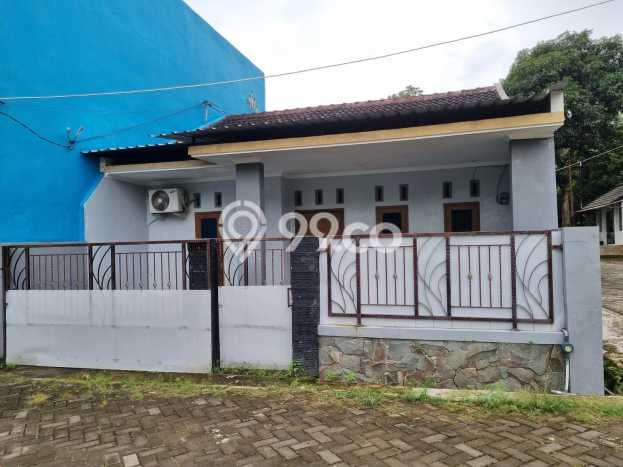 Disewakan Rumah Harga Terjangkau di Kedungmundu Semarang dengan 2 KT Disewakan Rumah Harga Terjangkau di Kedungmundu Semarang dengan 2 KT