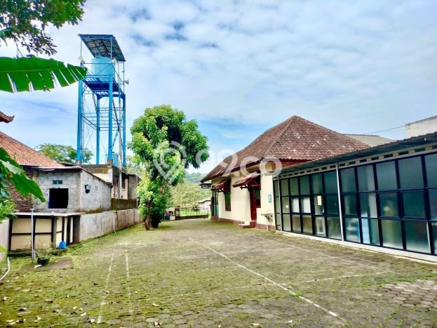 Best Deal Hunian Mewah Ideal dan Luas di Gunung Pati, Semarang Best Deal Hunian Mewah Ideal dan Luas di Gunung Pati, Semarang