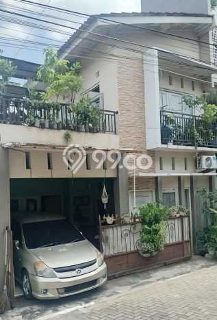 Rumah Modern 3 KT di Manyaran Semarang Semi Furnished Rumah Modern 3 KT di Manyaran Semarang Semi Furnished