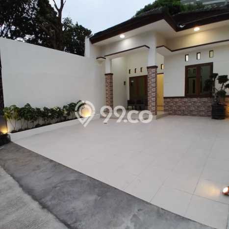DIJUAL CEPAT! Rumah Asri di Semarang Barat, Semarang, Luas 127m2m² Bangunan 110m2m² Bisa Nego! DIJUAL CEPAT! Rumah Asri di Semarang Barat, Semarang, Luas 127m2m² Bangunan 110m2m² Bisa Nego!