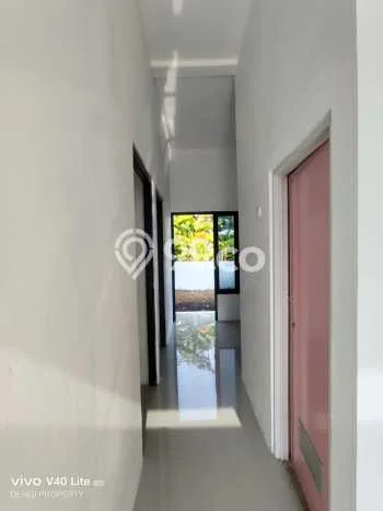 HOT LISTING! Rumah Ready Stock lokasi Bangetayu Wetan, Semarang, LT 93m2m² LB 36m2m² HOT LISTING! Rumah Ready Stock lokasi Bangetayu Wetan, Semarang, LT 93m2m² LB 36m2m²