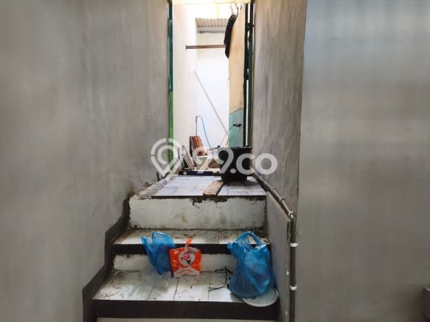 Disewakan segera hunian minimalis strategis 4 Kamar di Tembalang, Semarang Disewakan segera hunian minimalis strategis 4 Kamar di Tembalang, Semarang