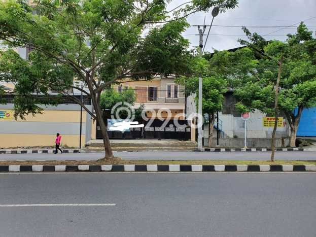 Siap Huni Rumah Mewah 3 Kamar di Semarang Barat Dekat ke Mana Pun Siap Huni Rumah Mewah 3 Kamar di Semarang Barat Dekat ke Mana Pun