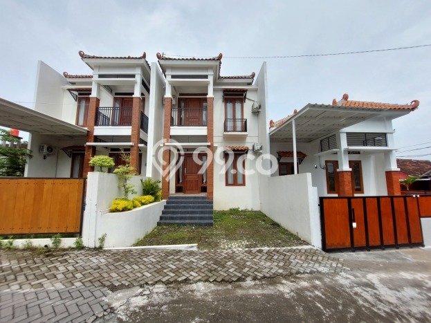 Rumah Cantik Di Tengah Kota Umbulharjo, Yogyakarta Rumah Cantik Di Tengah Kota Umbulharjo, Yogyakarta