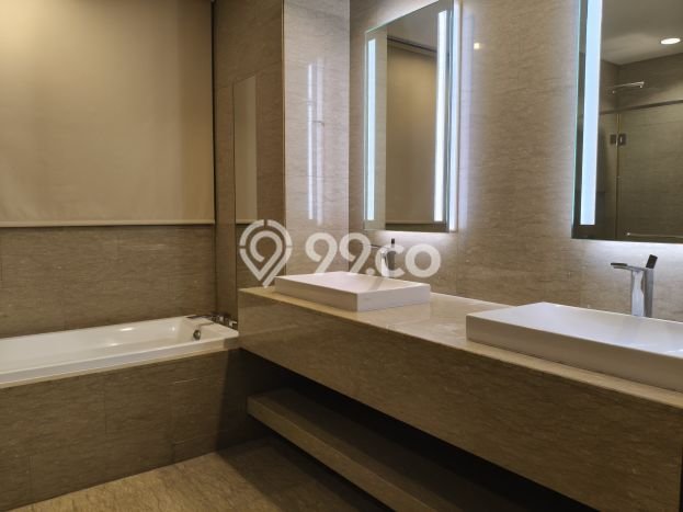 HARGA TERBAIK! Apartemen di Kebayoran Baru, 2 KM, Luas 177m2m², Ready Ditempati HARGA TERBAIK! Apartemen di Kebayoran Baru, 2 KM, Luas 177m2m², Ready Ditempati
