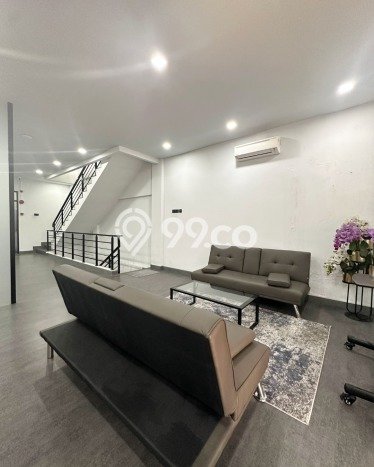 Area Ramai! Ruko Dijual di Kebayoran Baru untuk Bisnis Luas Bangunan 900m2 Area Ramai! Ruko Dijual di Kebayoran Baru untuk Bisnis Luas Bangunan 900m2