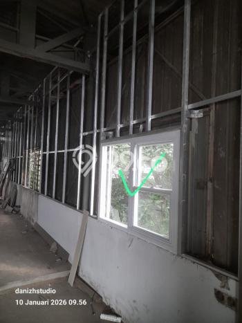 Unit Gudang Disewa Lokasi Penjaringan, Jakarta Utara Spesifikasi Luas Bangunan 597m2 Unit Gudang Disewa Lokasi Penjaringan, Jakarta Utara Spesifikasi Luas Bangunan 597m2