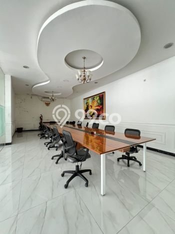 Kantor Premium di Kebayoran Baru, Luas 1000m2m², Mainroad, Tingkat Keramaian Tinggi Kantor Premium di Kebayoran Baru, Luas 1000m2m², Mainroad, Tingkat Keramaian Tinggi