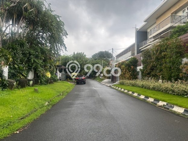 Jual Rumah Luas Megah Dengan View Eksklusif di Pondok Indah, Jakarta Selatan Jual Rumah Luas Megah Dengan View Eksklusif di Pondok Indah, Jakarta Selatan