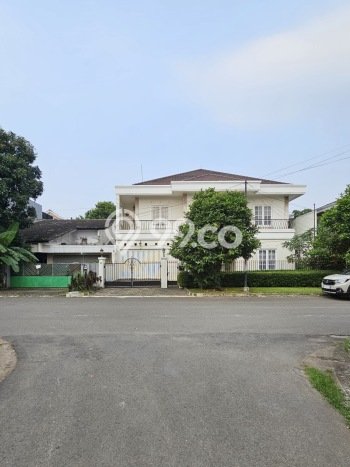 Siap Huni Rumah Mewah 5 Kamar di Kebayoran Lama Dekat ke Mana Saja Siap Huni Rumah Mewah 5 Kamar di Kebayoran Lama Dekat ke Mana Saja