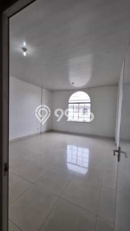 Ruko Dijual di Cengkareng Jakarta Barat dengan LB 200m2 Ruko Dijual di Cengkareng Jakarta Barat dengan LB 200m2