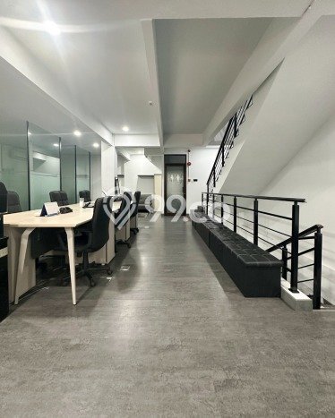 Area Ramai! Ruko Dijual di Kebayoran Baru untuk Bisnis Luas Bangunan 900m2 Area Ramai! Ruko Dijual di Kebayoran Baru untuk Bisnis Luas Bangunan 900m2