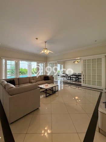 Siap Huni Rumah Mewah 5 Kamar di Kebayoran Lama Dekat ke Mana Saja Siap Huni Rumah Mewah 5 Kamar di Kebayoran Lama Dekat ke Mana Saja