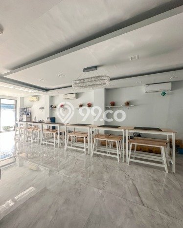 Area Ramai! Ruko Dijual di Kebayoran Baru untuk Bisnis Luas Bangunan 900m2 Area Ramai! Ruko Dijual di Kebayoran Baru untuk Bisnis Luas Bangunan 900m2