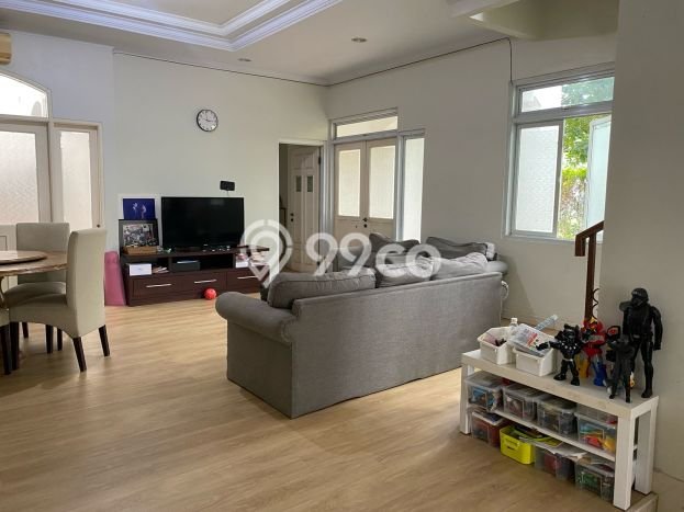 Hot Offer Hunian Mewah Ideal dan Luas di Kembangan, Jakarta Barat Hot Offer Hunian Mewah Ideal dan Luas di Kembangan, Jakarta Barat