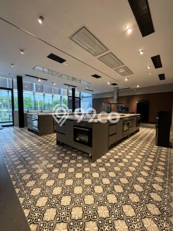 Unit Kantor Dijual di Jakarta Barat LT 534m2 & LB 665m2 Unit Kantor Dijual di Jakarta Barat LT 534m2 & LB 665m2