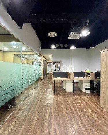 Unit Kantor Dijual di Jakarta Pusat LT 689m2 & LB 2606m2 Unit Kantor Dijual di Jakarta Pusat LT 689m2 & LB 2606m2