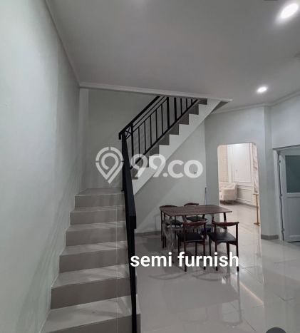 Jual Rumah Bagus Siap Huni LB 100m2 di Serpong, Tangerang Selatan Jual Rumah Bagus Siap Huni LB 100m2 di Serpong, Tangerang Selatan