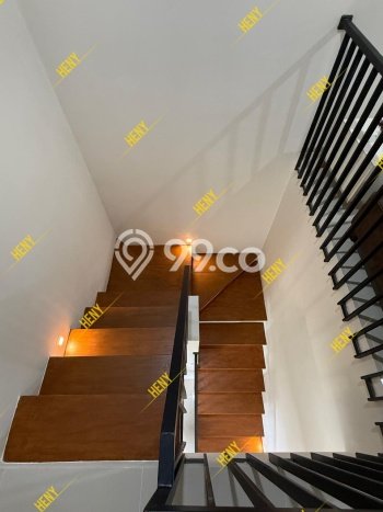 Rumah Modern Cantik 3 Kamar Bisa Langsung Pindah di Serpong Rumah Modern Cantik 3 Kamar Bisa Langsung Pindah di Serpong