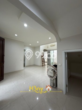 Ready to Use! Premium House LT 128m2 Desain Modern di BSD City Ready to Use! Premium House LT 128m2 Desain Modern di BSD City