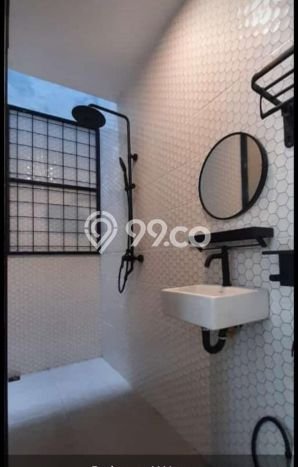 Jual Rumah Bagus Siap Huni LB 100m2 di Serpong, Tangerang Selatan Jual Rumah Bagus Siap Huni LB 100m2 di Serpong, Tangerang Selatan