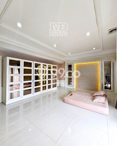 Rumah Mewah Dijual LT 375m2 di Tebet, Jakarta Selatan Rumah Mewah Dijual LT 375m2 di Tebet, Jakarta Selatan