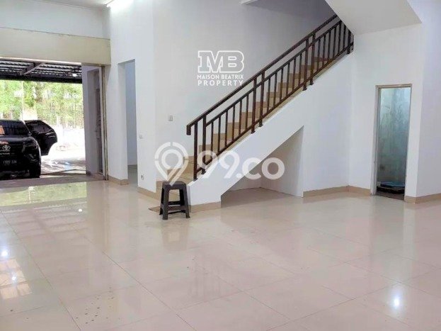 Komersial Bagus LT 250m2 LB 350m2 Dijual di Curug Tangerang Komersial Bagus LT 250m2 LB 350m2 Dijual di Curug Tangerang