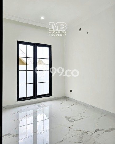 Ready to Use! Luxury House LT 250m2 Desain Elegan di Bintaro Ready to Use! Luxury House LT 250m2 Desain Elegan di Bintaro