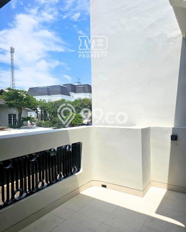 Rumah Luxury Modern Siap Huni di Bintaro Tangerang Selatan Rumah Luxury Modern Siap Huni di Bintaro Tangerang Selatan