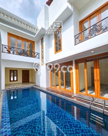 Rumah Elit Modern Siap Huni di BSD Tangerang Rumah Elit Modern Siap Huni di BSD Tangerang