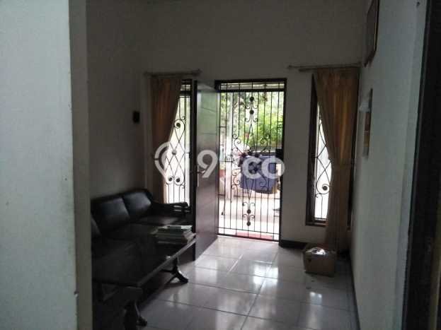 Rumah Modern 5 KT di Taman Holis Indah Bandung Unfurnished Rumah Modern 5 KT di Taman Holis Indah Bandung Unfurnished