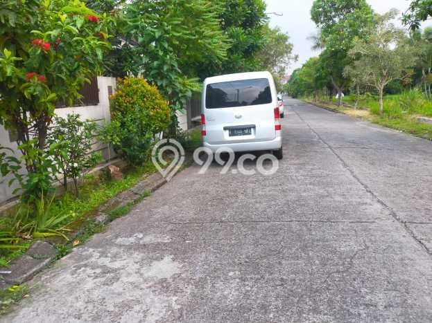 Rumah Modern 5 KT di Taman Holis Indah Bandung Unfurnished Rumah Modern 5 KT di Taman Holis Indah Bandung Unfurnished