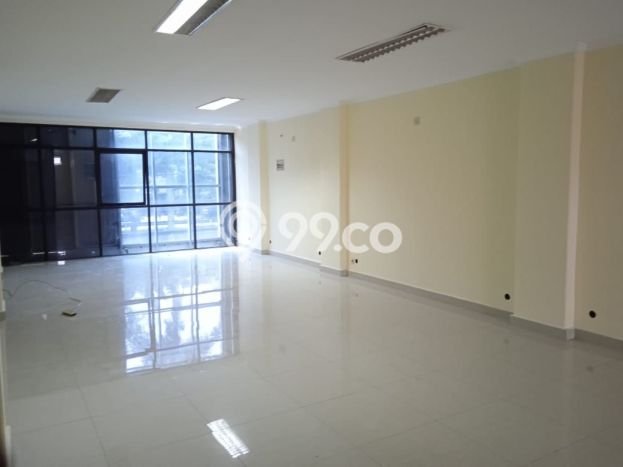 Ruko Disewa di Gambir, Jakarta Pusat, LT 85m2 / LB 204m2 Ruko Disewa di Gambir, Jakarta Pusat, LT 85m2 / LB 204m2