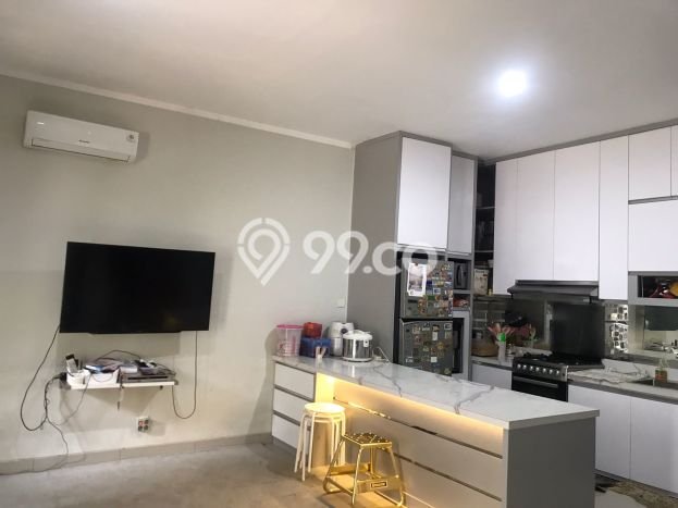 Jual Rumah Mewah Megah Dengan View Eksklusif di Summarecon Bekasi, Bekasi Jual Rumah Mewah Megah Dengan View Eksklusif di Summarecon Bekasi, Bekasi