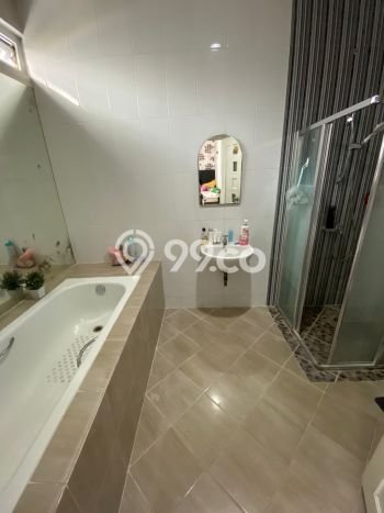 For Sale Rumah 4 Kamar Lokasi Strategis Bagus dan Strategis di Duren Sawit For Sale Rumah 4 Kamar Lokasi Strategis Bagus dan Strategis di Duren Sawit