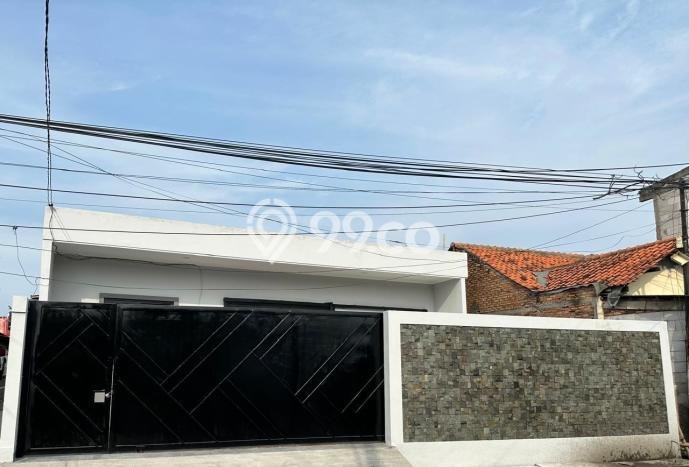 Gudang Komersial Dijual di Tarumajaya Bekasi LT 246m2 & LB 180m2 Gudang Komersial Dijual di Tarumajaya Bekasi LT 246m2 & LB 180m2