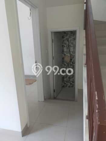 Lokasi strategis! Rumah siap huni dikontrakkan di Cakung LB 180m2 Lokasi strategis! Rumah siap huni dikontrakkan di Cakung LB 180m2